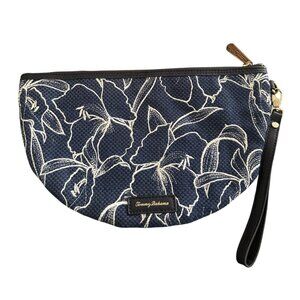 Tommy Bahama Navy & White Linen Blend Floral Embroidered Wristlet Clutch Bag
